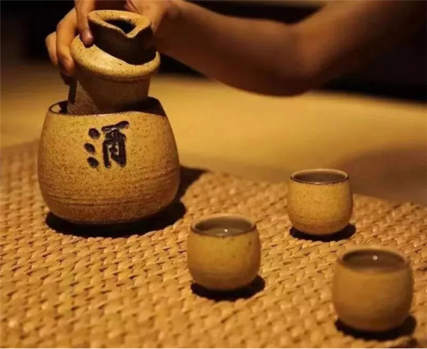 月下一杯酒，萬(wàn)事盡浮休。65.jpg