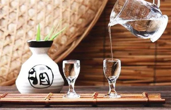 中秋酒禮丨月已滿，杯莫空，佳節(jié)有酒萬事足！509.jpg